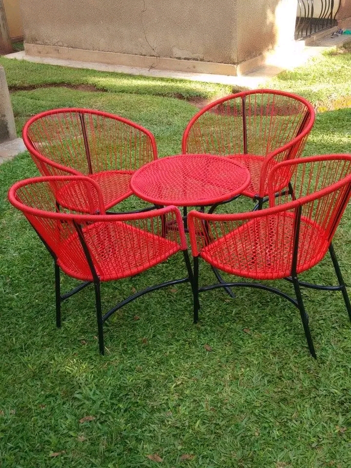 Curved set